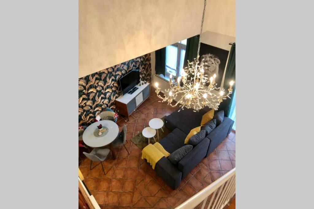 Apartment Zum Goldenen Lowen Inkl. Parkplatz & Wlan Erfurt Esterno foto